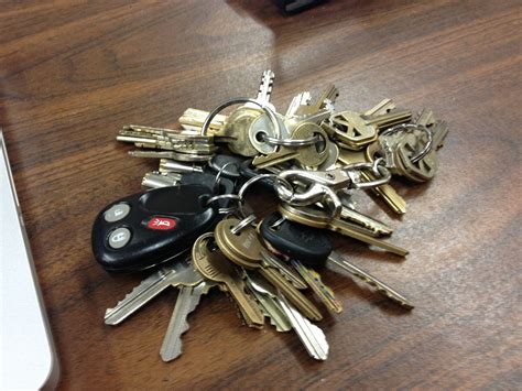 too many keys on keychain